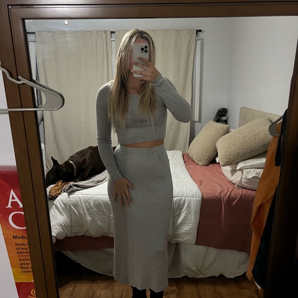 GRAY KNIT set - Picture 3 of 14